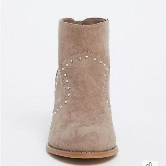NWOT Torrid Faux Suede Booties - Picture 2 of 13